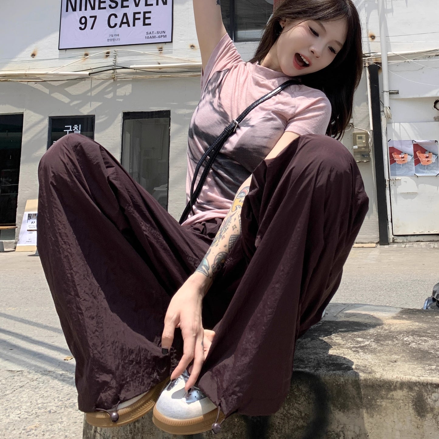 ナイロン ワイドパンツ レディース 韓国 ファッション ウエストゴム ワインレッド レトロカラー イージーパンツ