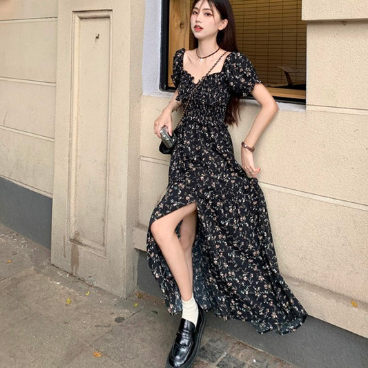 花柄 ドレス ワンピース 韓国 半袖 パフスリーブ デコルテ スリット ロングワンピース 黒 小花柄 きれいめワンピ