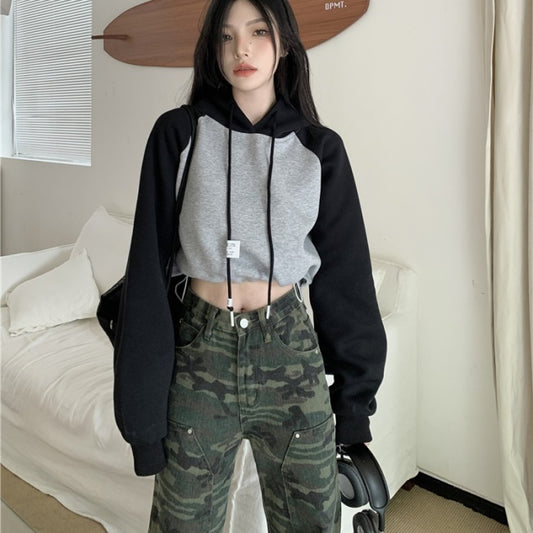 クロップド パーカー レディース 韓国 ラグランスリーブ ショート丈 ロゴ ドローコード