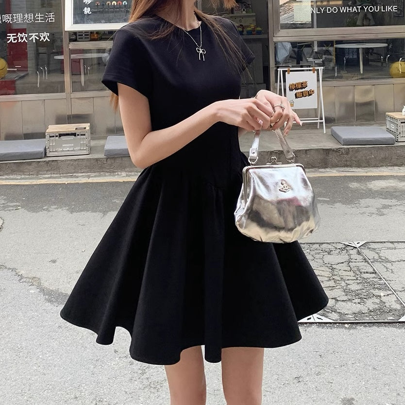 フレア ミニワンピース レディース 韓国 ファッション ストレッチ タイト 半袖 ミニワンピ 黒シンプル