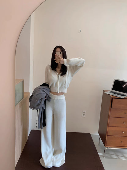 ニット セットアップ クロップド パーカー ワイドパンツ 韓国 ファッション 上下セット ショート丈 フード付きニット