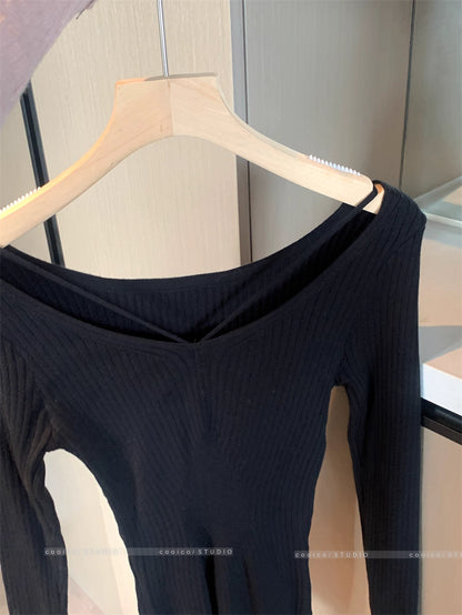 デコルテデザイン リブニット レディース 韓国 ファッション ストレッチ スリムフィット 長袖 ニットトップス