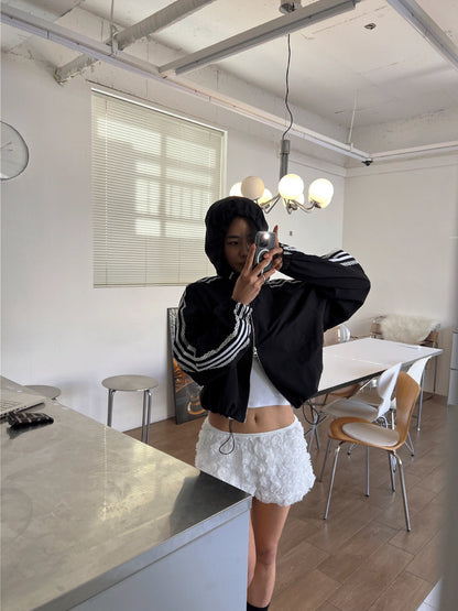 レース ライン ナイロンジャケット韓国 スポーティ ファッション フォード ショート丈 ドローコード 調整 ジャケット