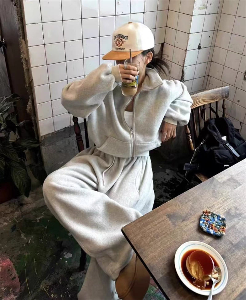 フリース パーカー セットアップ レディース 韓国 ファッション 2025年冬 あったか 上下 ２点 セット スタンドカラー ショート丈 ジップパーカー ドロスト ワイドパンツ