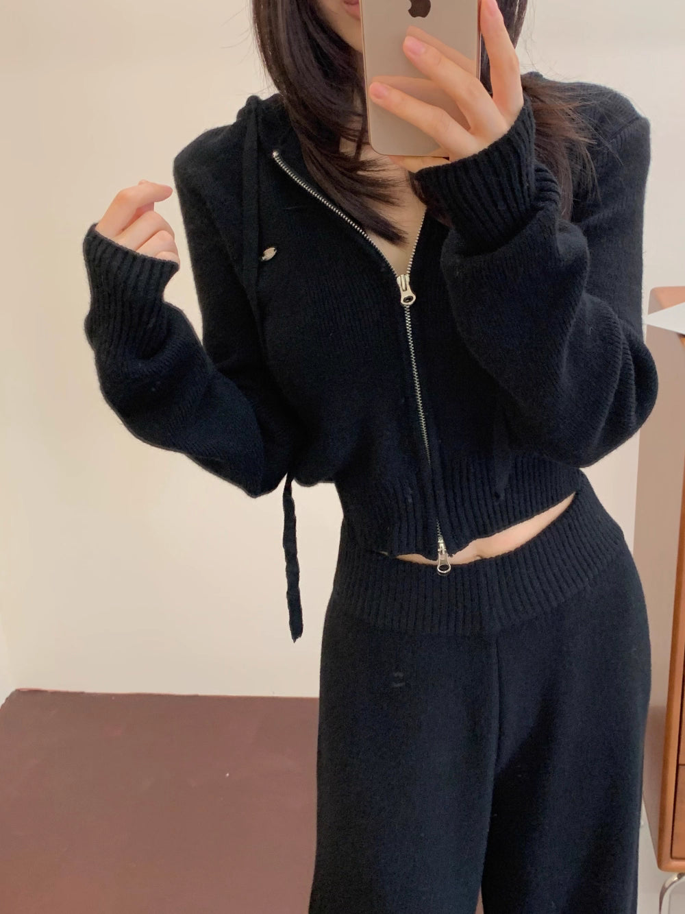 ニット セットアップ クロップド パーカー ワイドパンツ 韓国 ファッション 上下セット ショート丈 フード付きニット