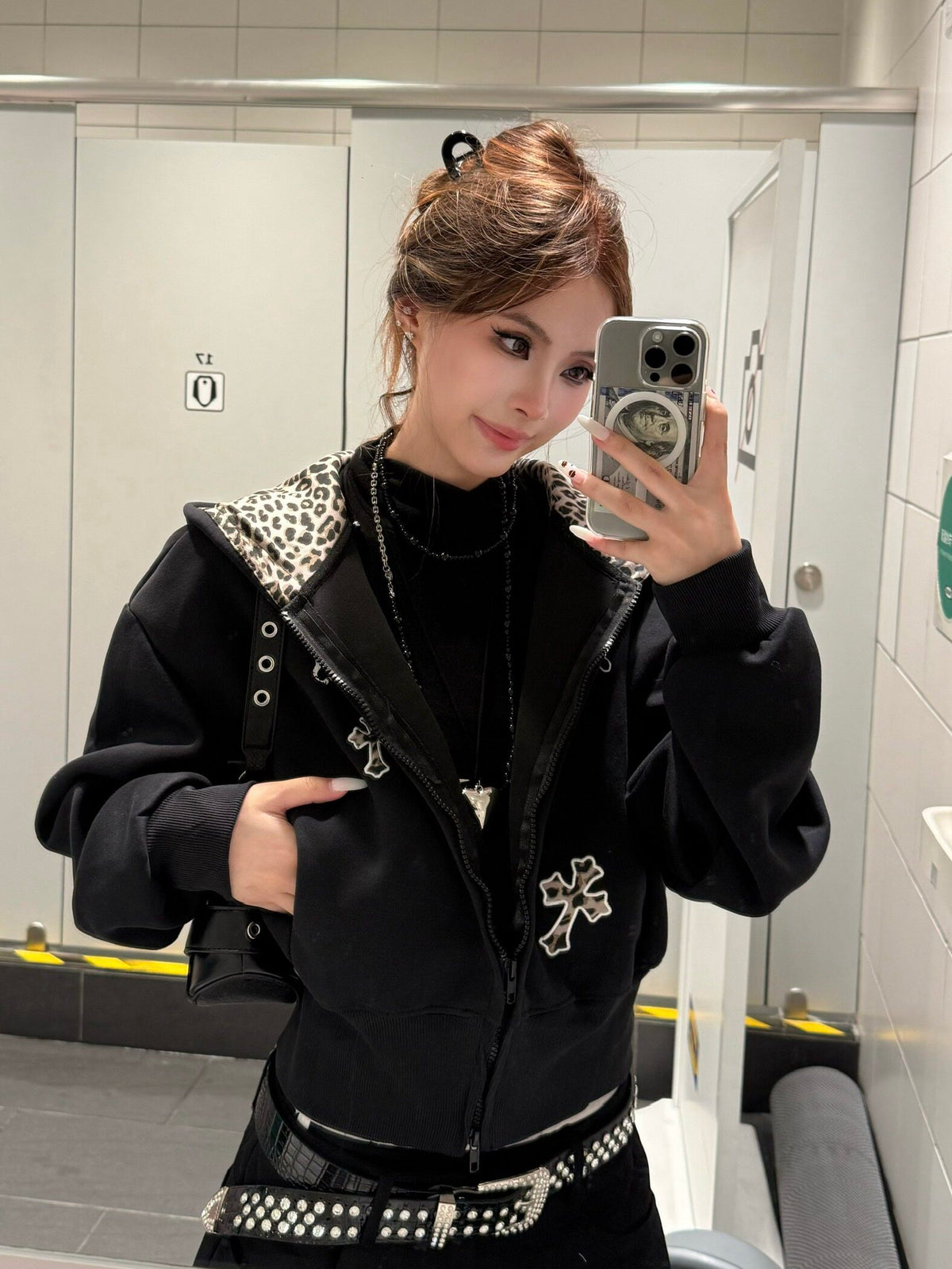 韓国ファッション レディース クロップ ジップアップパーカー レオパード柄 襟付き オーバーサイズ ストリート Y2K グランジ ブラックブルゾン