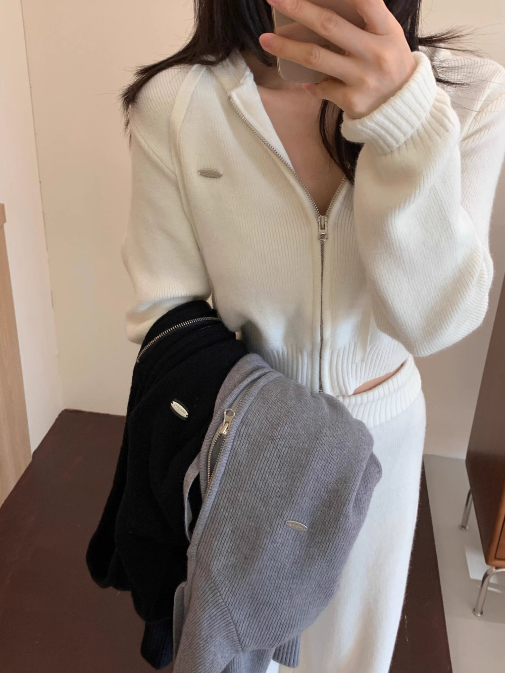 ニット セットアップ クロップド パーカー ワイドパンツ 韓国 ファッション 上下セット ショート丈 フード付きニット