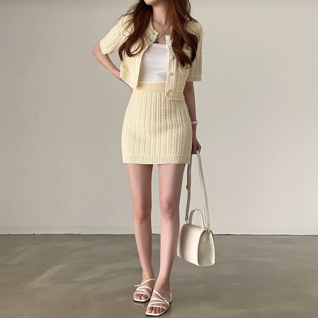 夏 ニット セットアップ レディース 韓国 ファッション お呼ばれ  サマーニット 半袖カーディガン ミニスカート 上下 2点セット